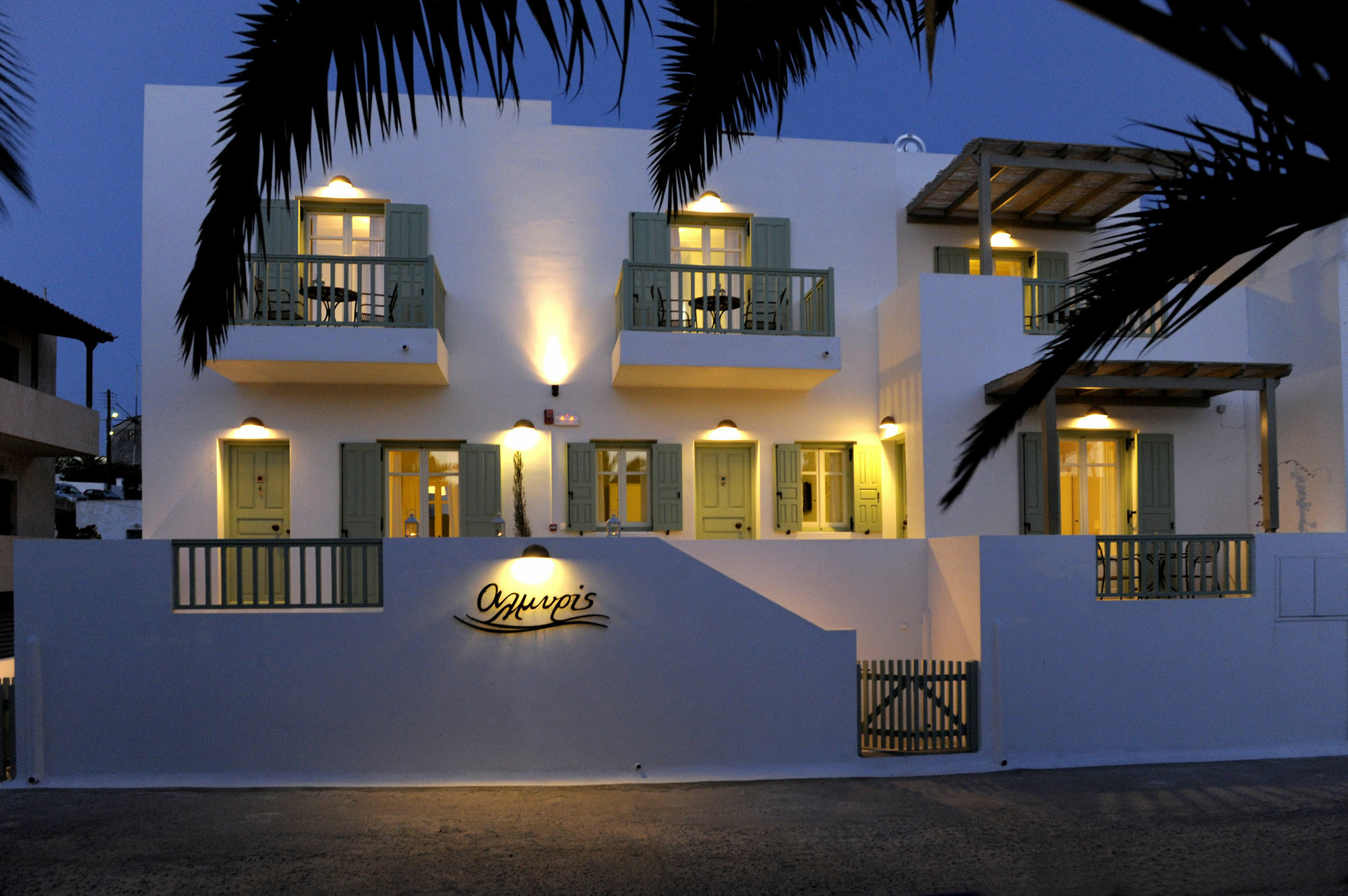 Almyris Hotell Adamantas  Exteriör bild